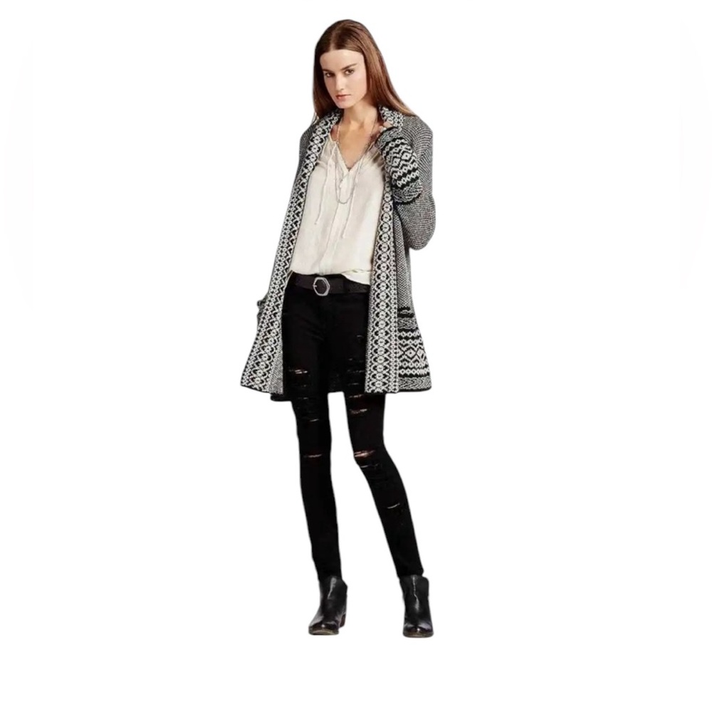 Lucky Brand border textured black and white cardigan size S with shawl collar